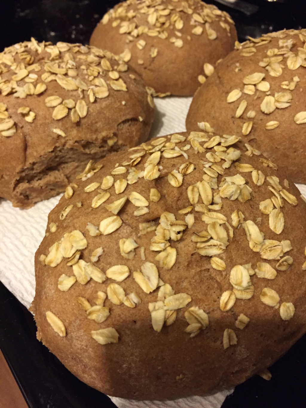 Whole wheat bread/buns